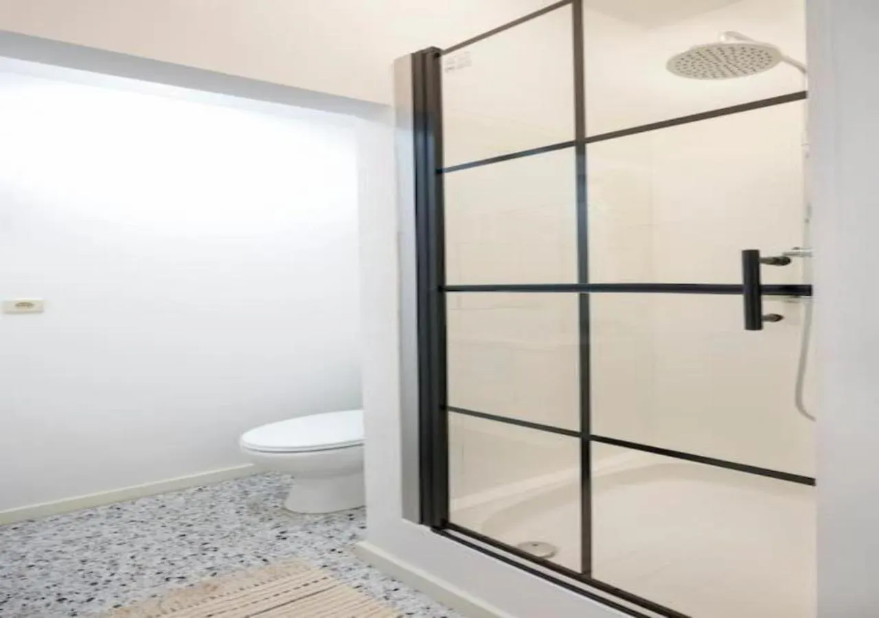 Hip & Historic Stay Anversa 0*,
