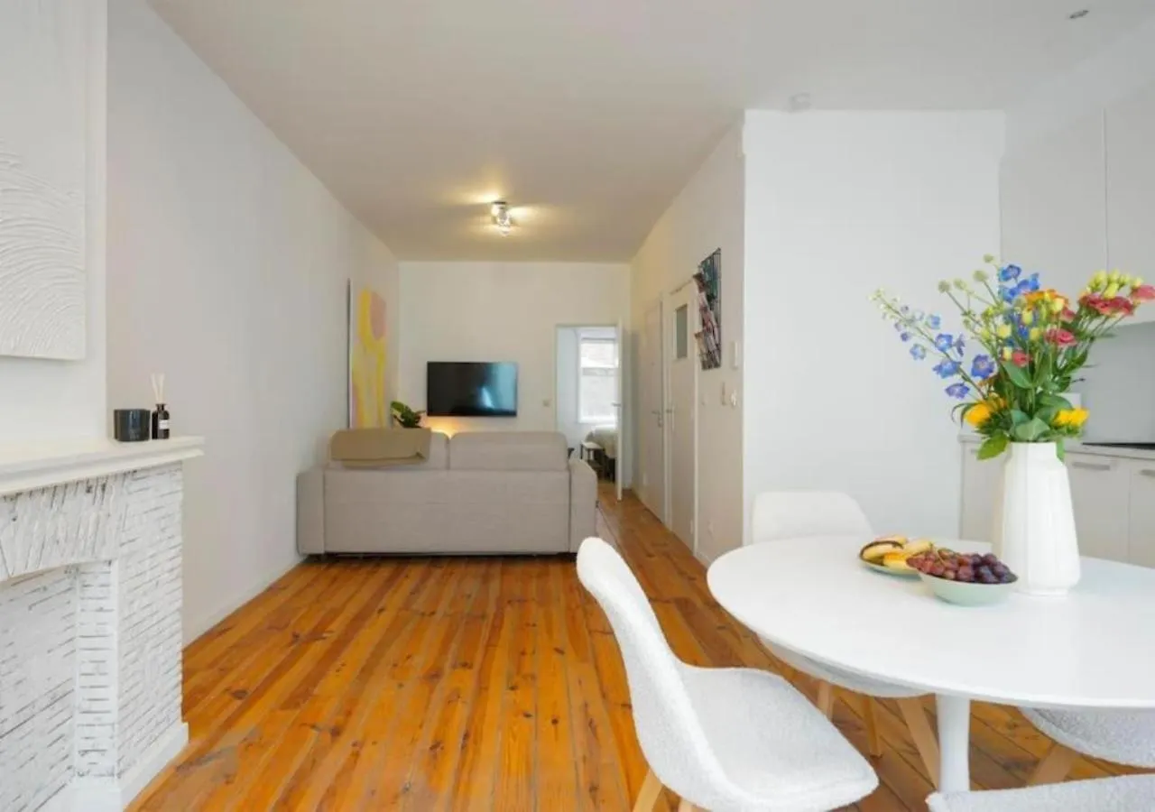 Hip & Historic Stay Anversa Appartamento